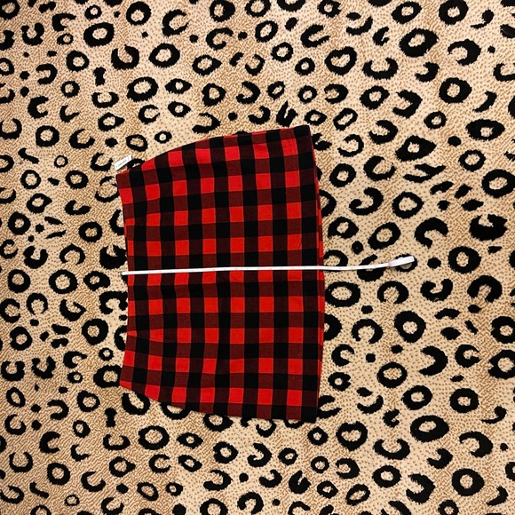 Red and Black Gingham Mini Skirt - Picture 5 of 7